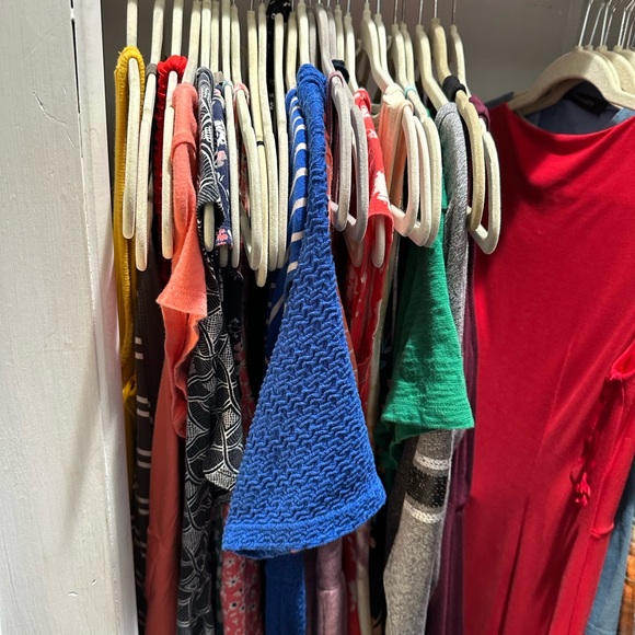 Meet your Posher, Jocelyn - Picture 3 of 3